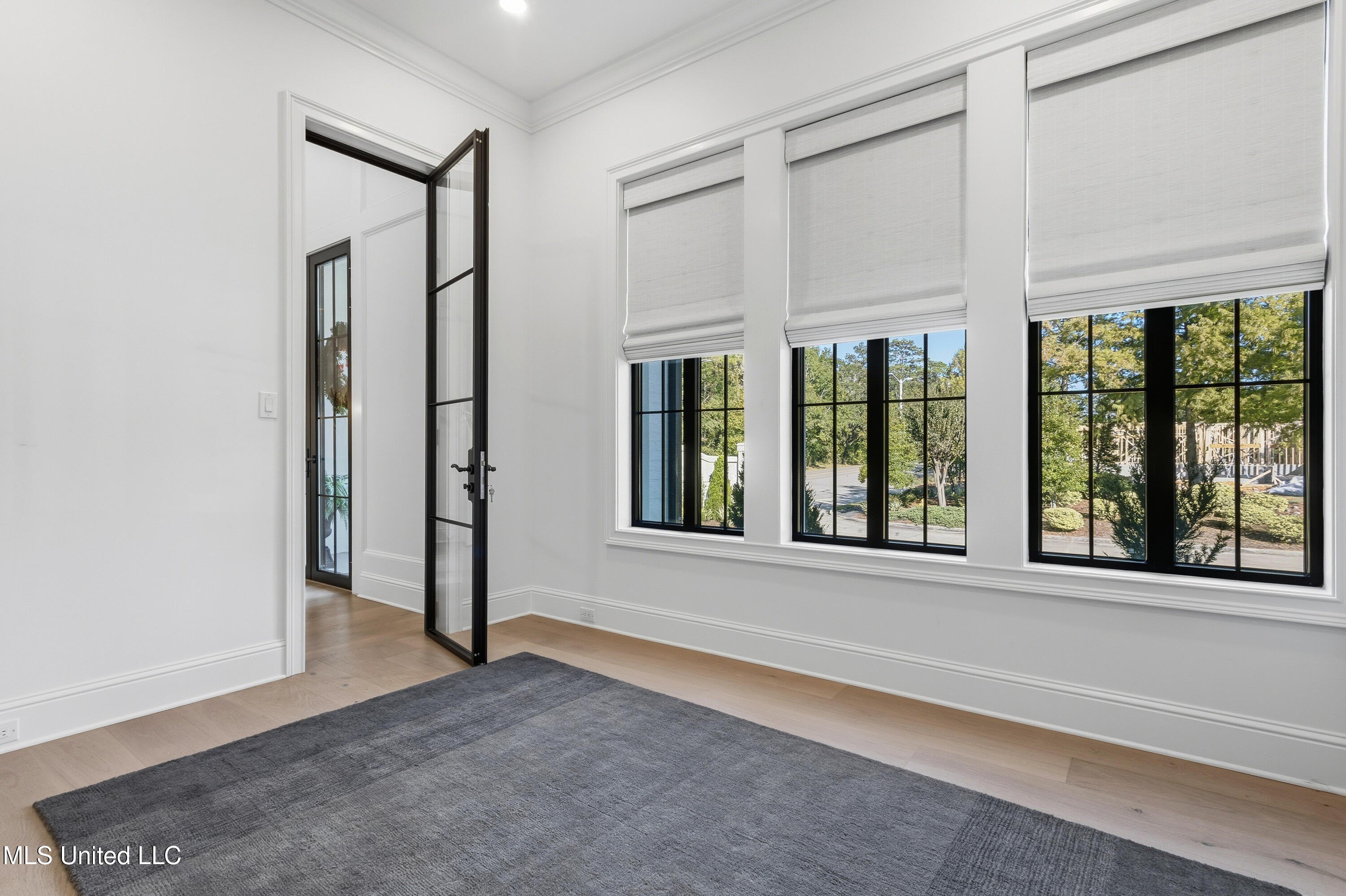 Biloxi, Mississippi, 39532, United States, 4 Bedrooms Bedrooms, ,4 BathroomsBathrooms,Residential,For Sale,1990750