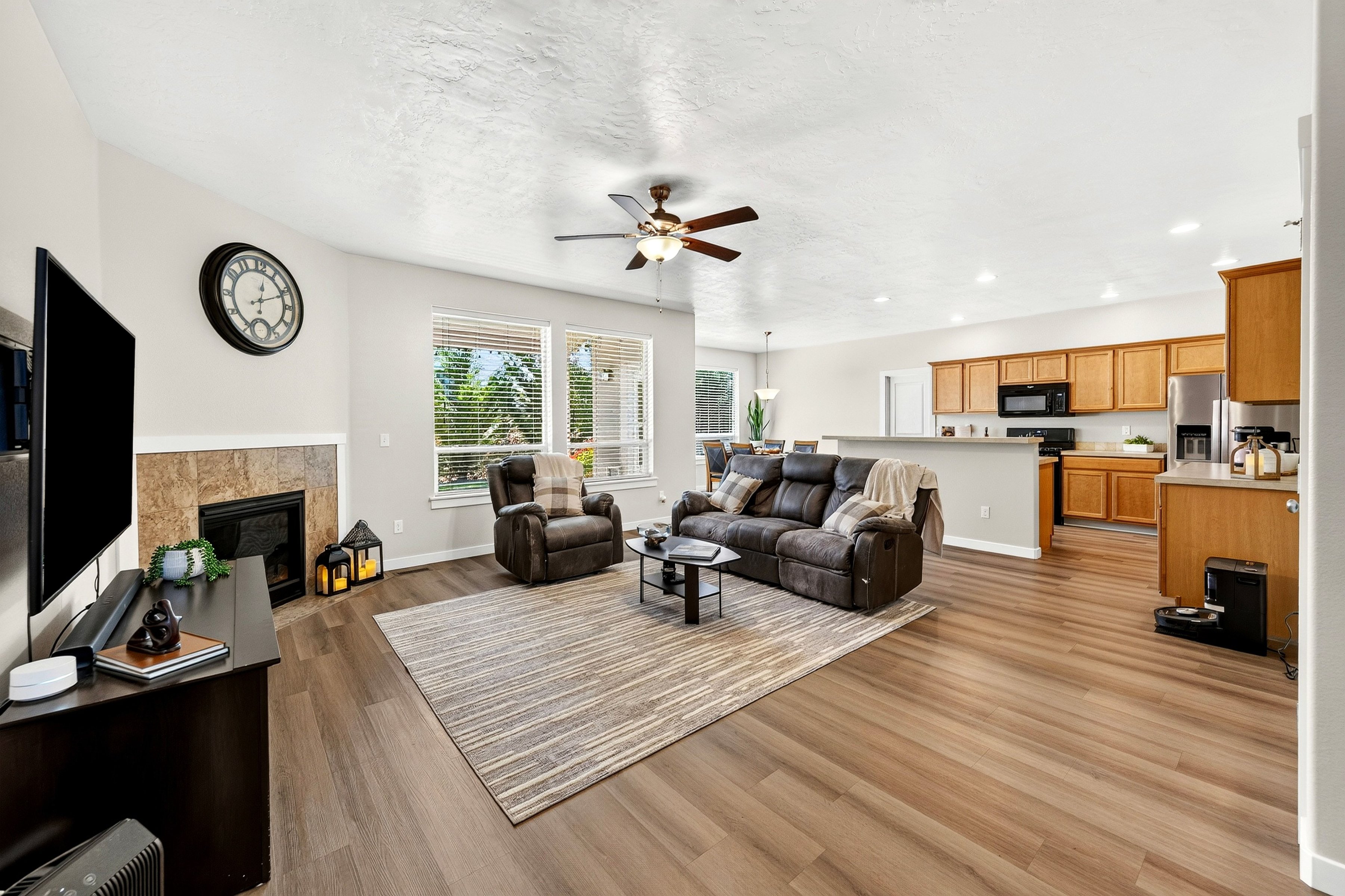  Private, Spacious and Exceptionally Located - 物件實景