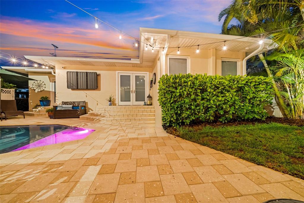 St Petersburg, Florida, 33704, United States, 2 Bedrooms Bedrooms, ,2 BathroomsBathrooms,Residential,For Sale,1897453