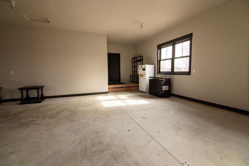 Alexandria, Minnesota, 56308, United States, 4 Bedrooms Bedrooms, ,4 BathroomsBathrooms,Residential,For Sale,2039906