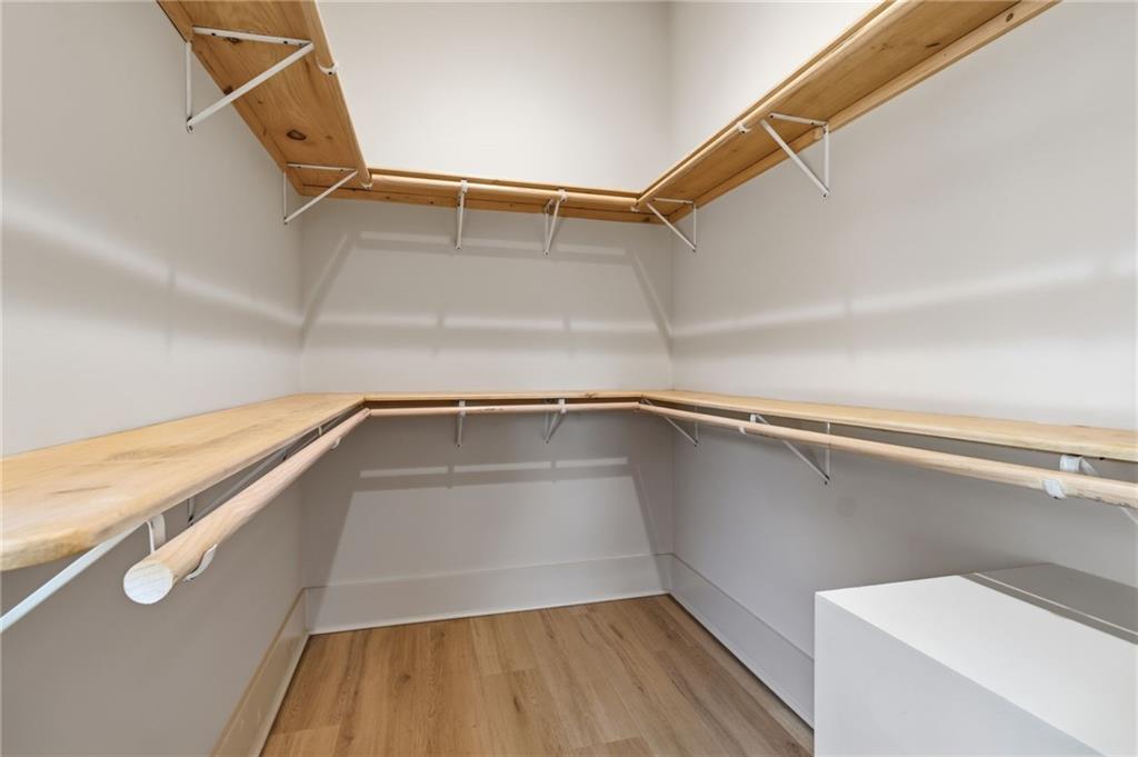 Jasper, Georgia, 30143, United States, 4 Bedrooms Bedrooms, ,5 BathroomsBathrooms,Residential,For Sale,1976069