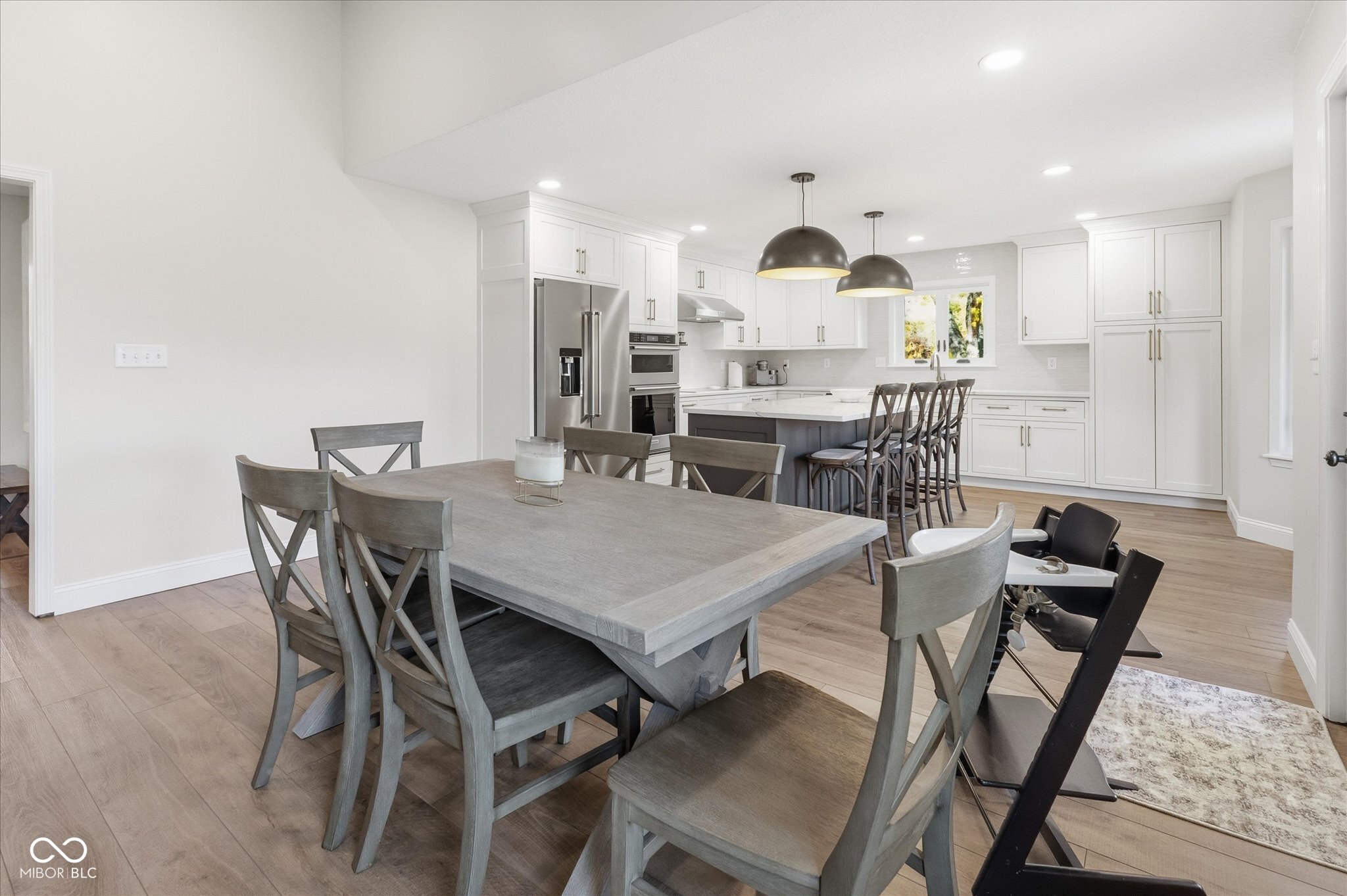 Noblesville, Indiana, 46062, United States, 4 Bedrooms Bedrooms, ,2 BathroomsBathrooms,Residential,For Sale,1987022