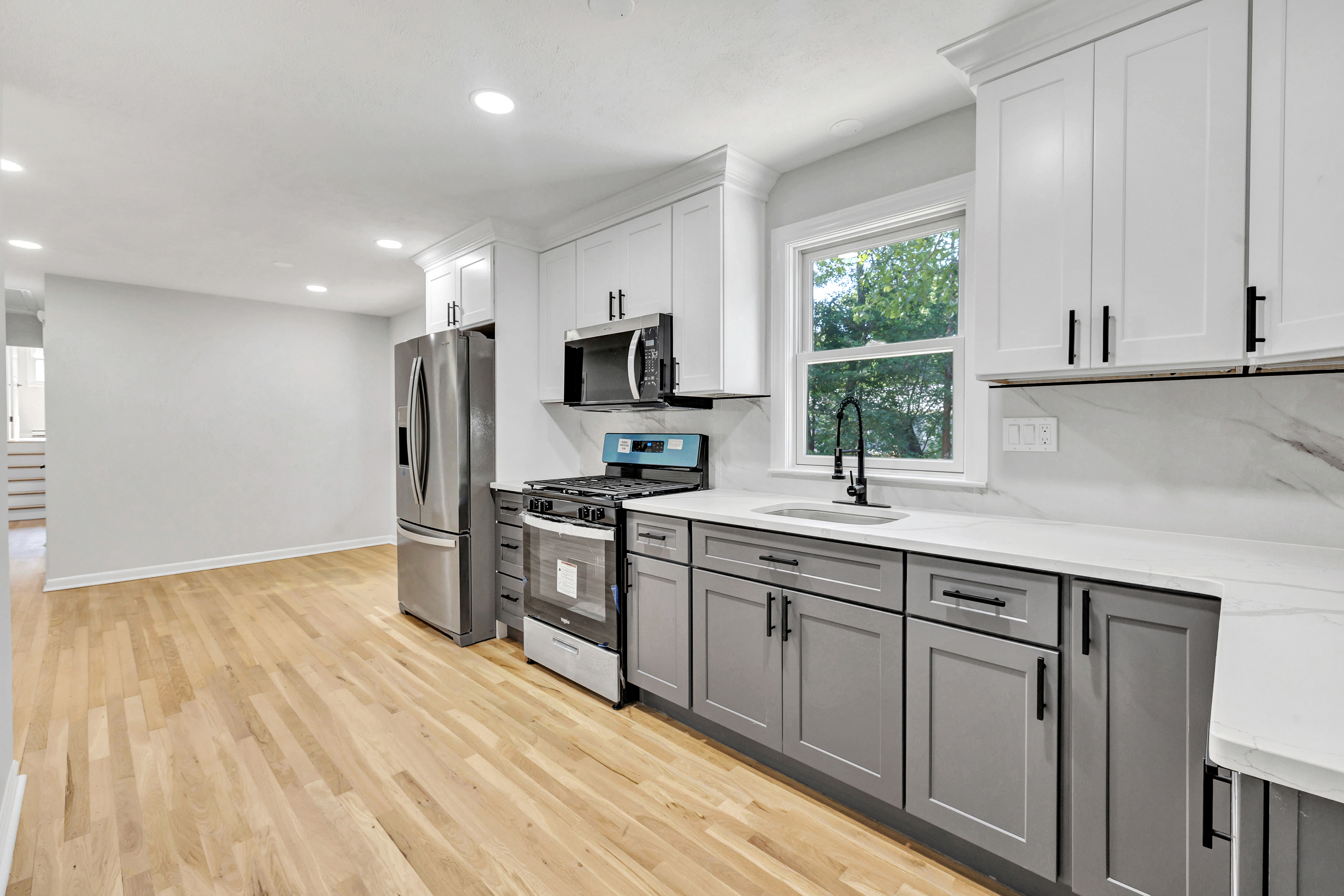 bridgeport, Connecticut, 06606, United States, 4 Bedrooms Bedrooms, ,3 BathroomsBathrooms,Residential,For Sale,1903043