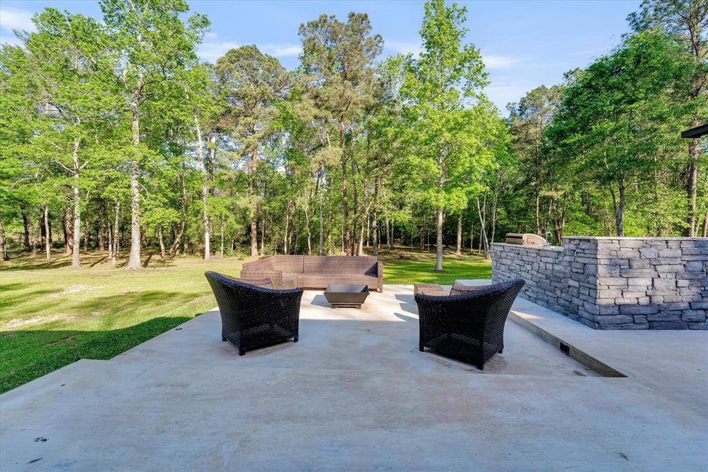 Conroe, Texas, 77303, United States, 3 Bedrooms Bedrooms, ,4 BathroomsBathrooms,Residential,For Sale,1976413