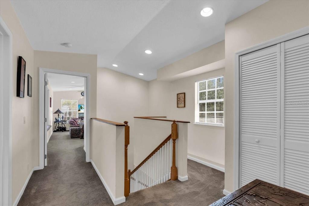 Venice, Florida, 34285, United States, 5 Bedrooms Bedrooms, ,4 BathroomsBathrooms,Residential,For Sale,1907597