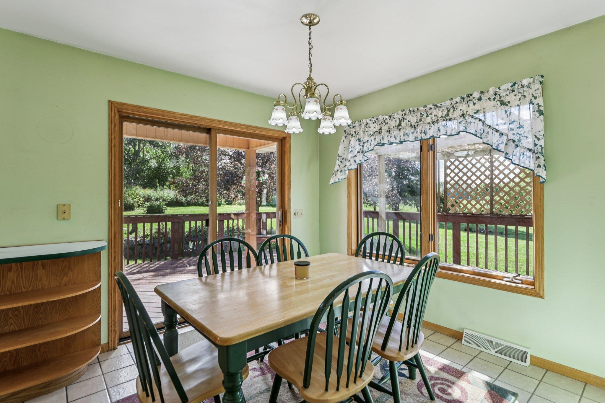 Deforest, Wisconsin, 53532, United States, 3 Bedrooms Bedrooms, ,3 BathroomsBathrooms,Residential,For Sale,1943421
