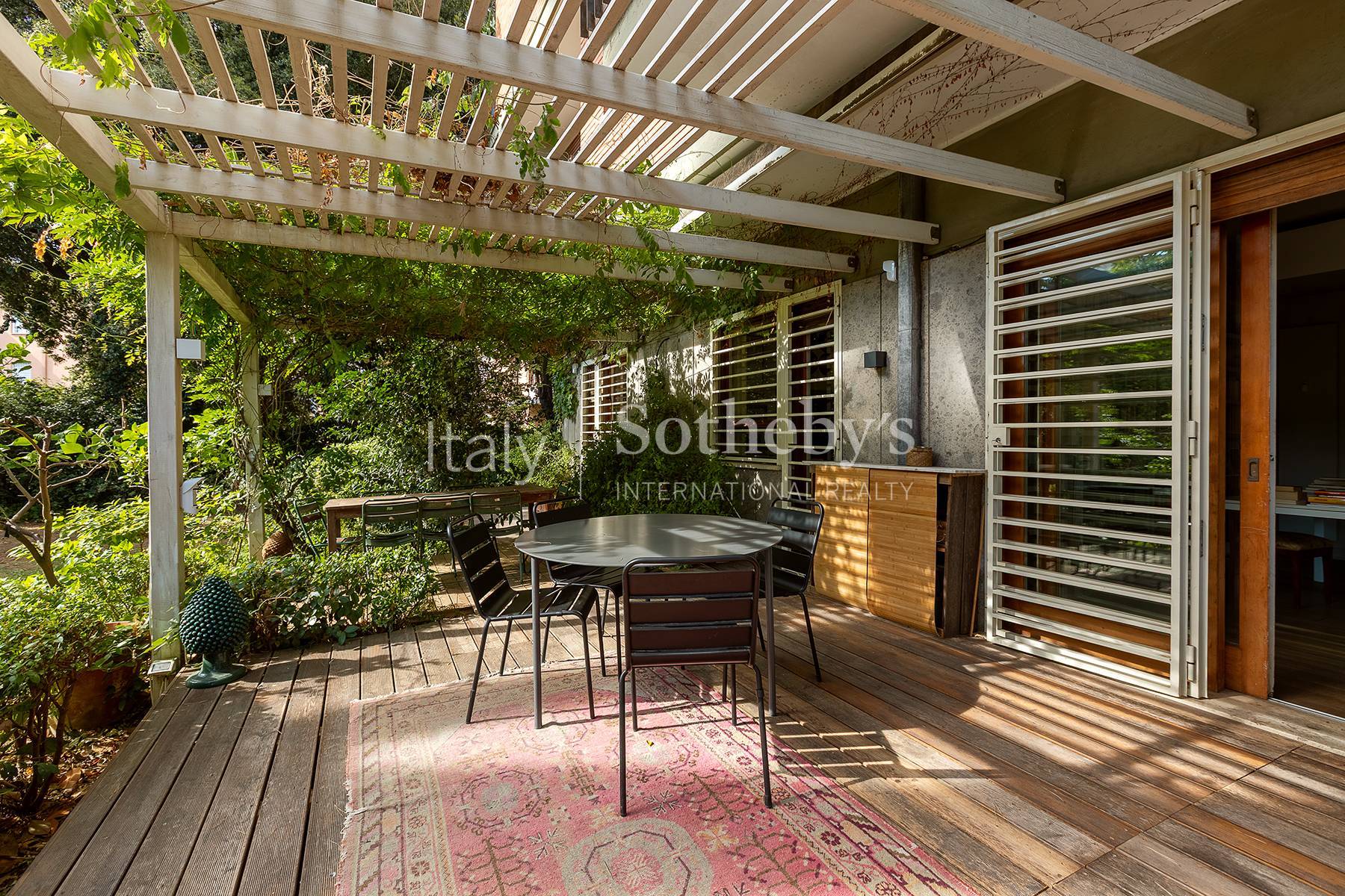  Elegant apartment with large private garden - 物件實景