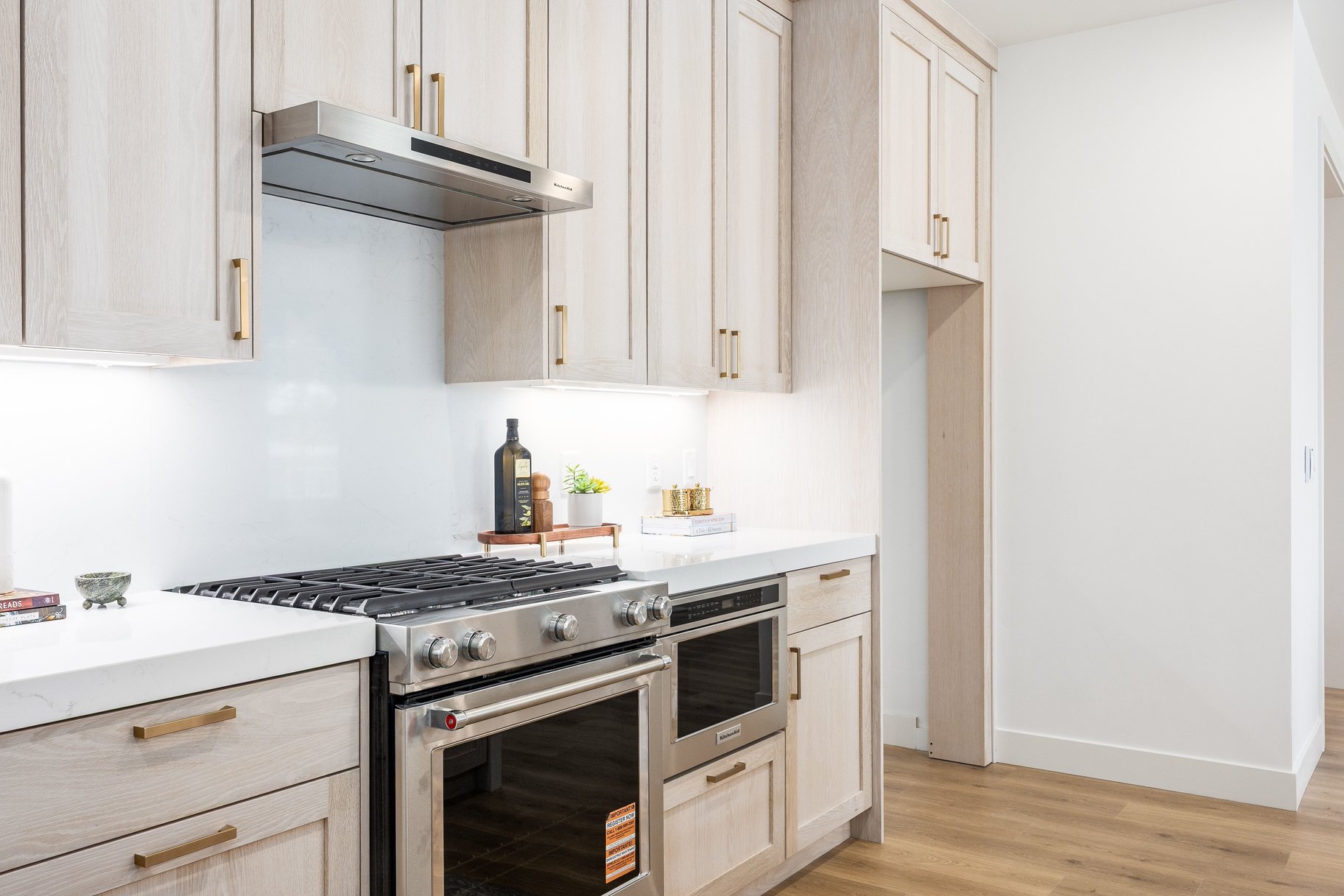 Effortless Luxury Condo Living In The Heart Of Holladay Village - 物件實景