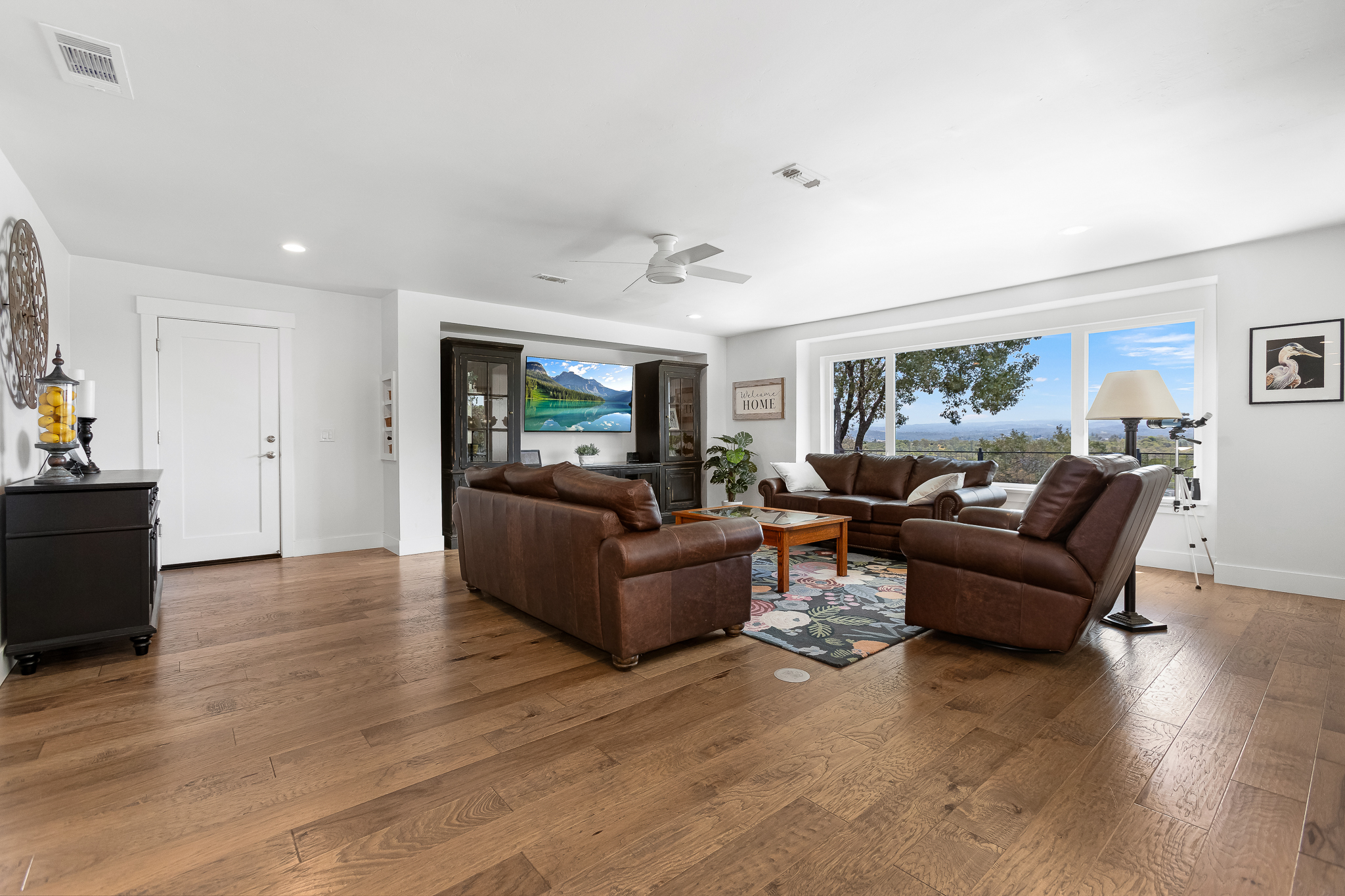 4001 Walnut Drive, Rescue, CA 95672 - 物件實景