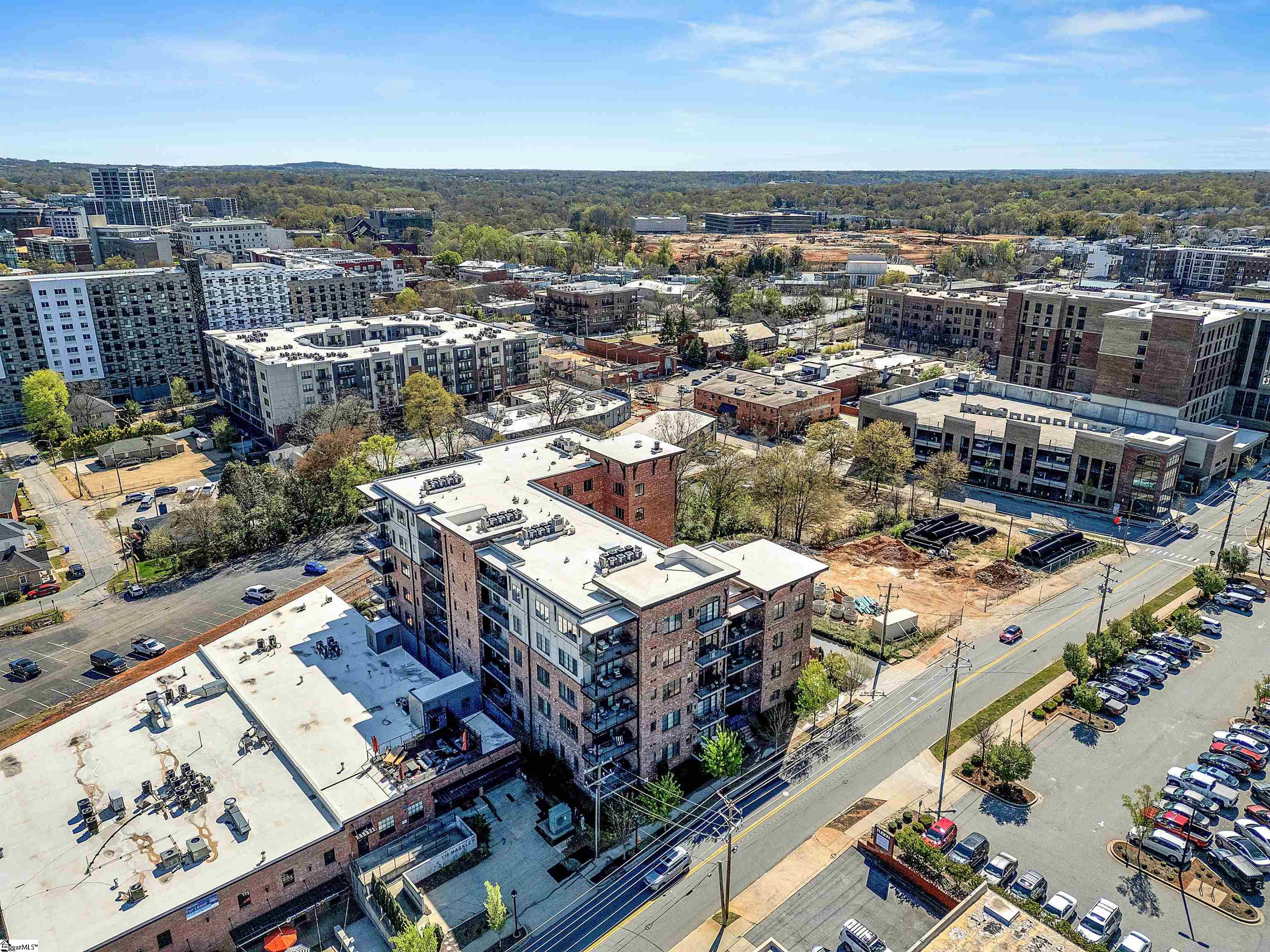 Greenville, South Carolina, 29601, United States, 1 Bedroom Bedrooms, ,2 BathroomsBathrooms,Residential,For Sale,1752765