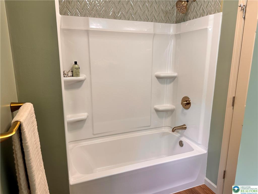 Washington Twp, Pennsylvania, 18080, United States, 3 Bedrooms Bedrooms, ,3 BathroomsBathrooms,Residential,For Sale,1984610