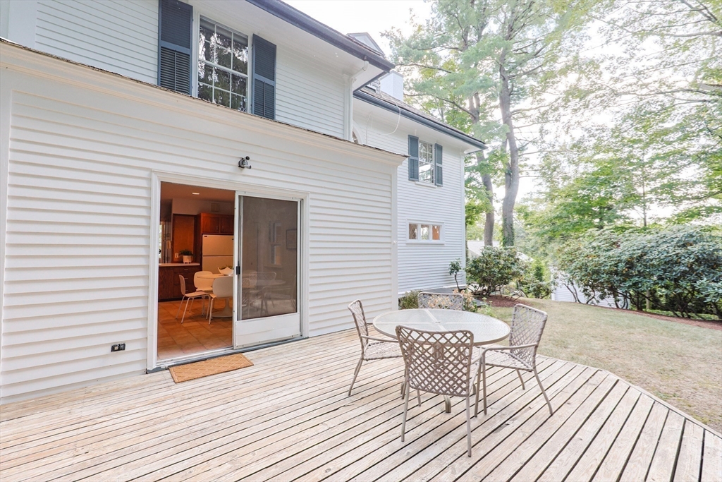 Newton, Massachusetts, 02465, United States, 5 Bedrooms Bedrooms, ,3 BathroomsBathrooms,Residential,For Sale,1939012