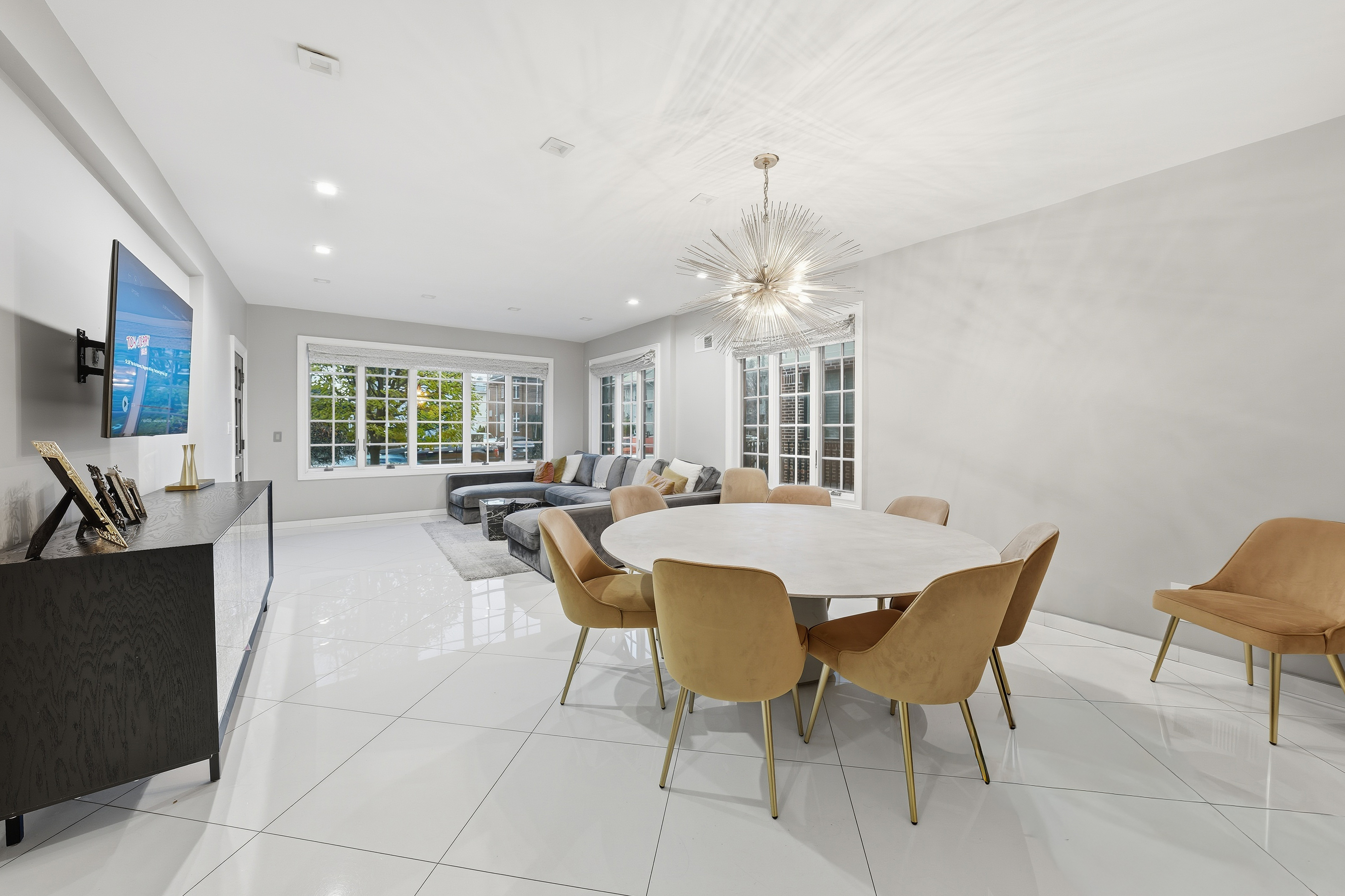 Brooklyn, New York, 11229, United States, 5 Bedrooms Bedrooms, ,3 BathroomsBathrooms,Residential,For Sale,2000117