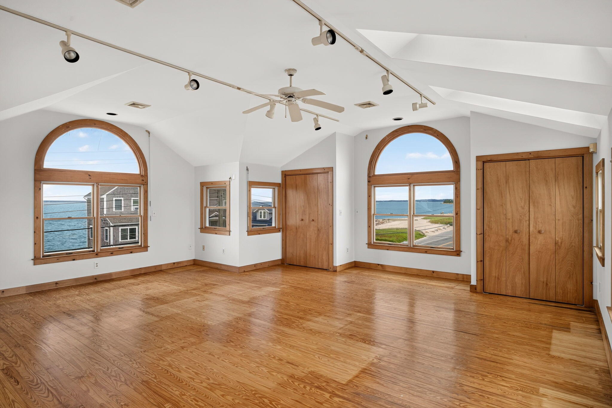  70 Menauhant Road - 物件實景
