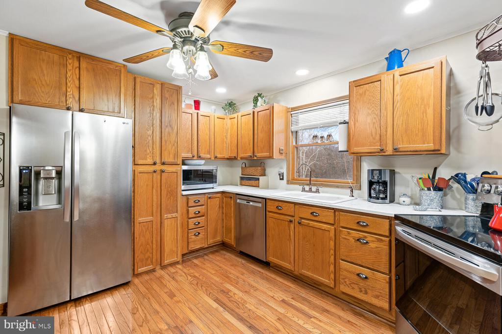 Stafford, Virginia, 22556, United States, 4 Bedrooms Bedrooms, ,3 BathroomsBathrooms,Residential,For Sale,2005253