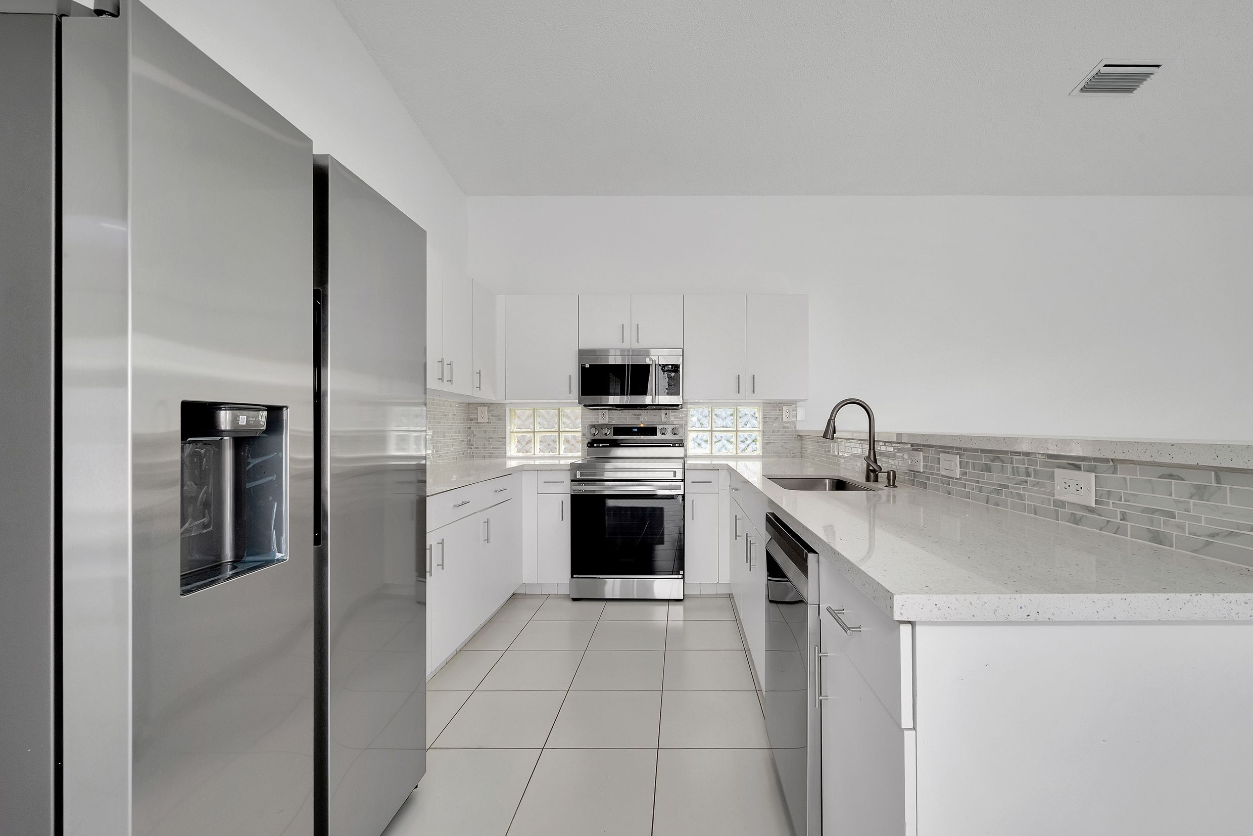  15558 SW 112th Dr, Miami, FL, 33196 - 物件實景