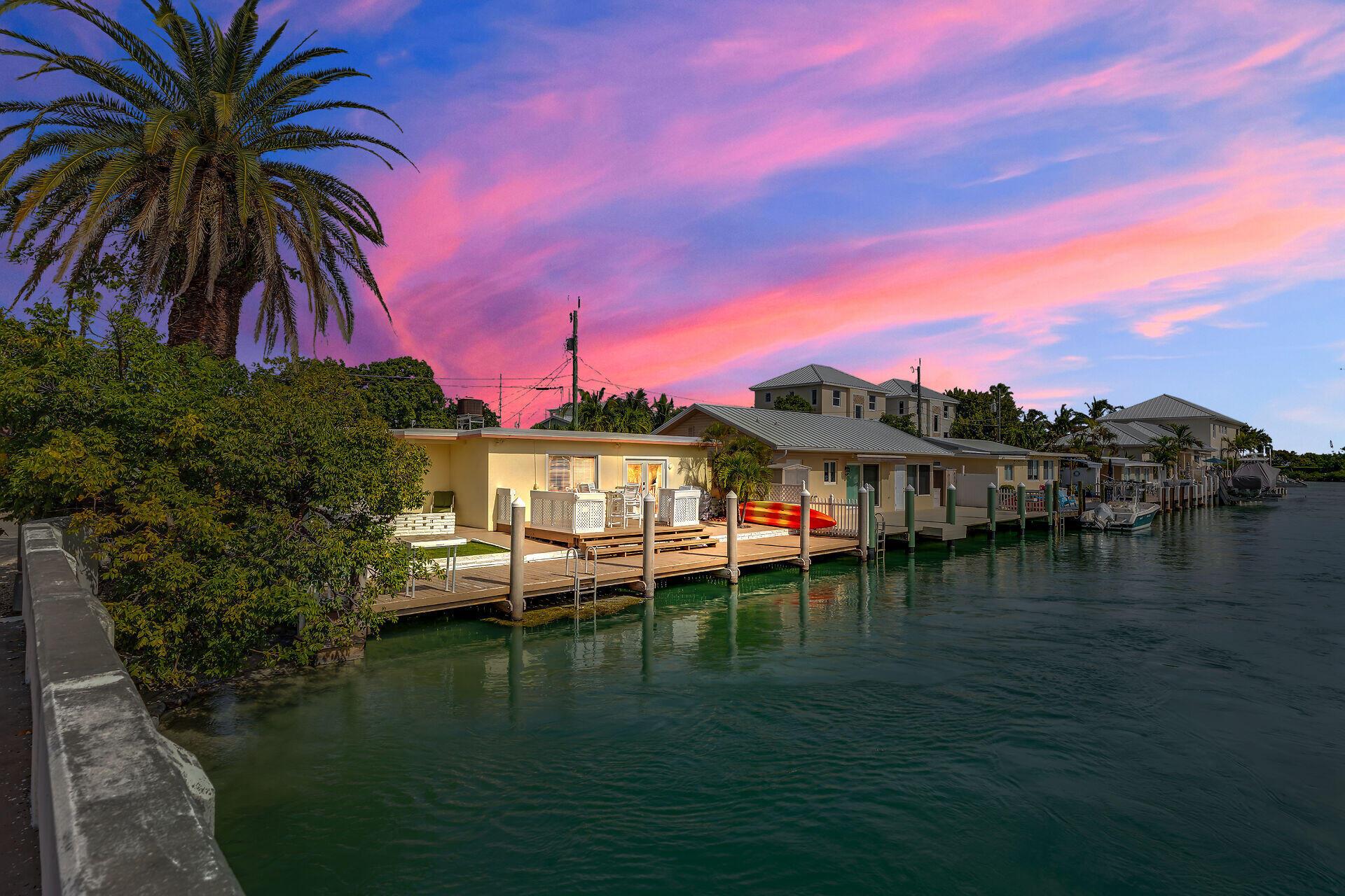 Marathon, Florida, 33050, United States, 2 Bedrooms Bedrooms, ,2 BathroomsBathrooms,Residential,For Sale,2001882