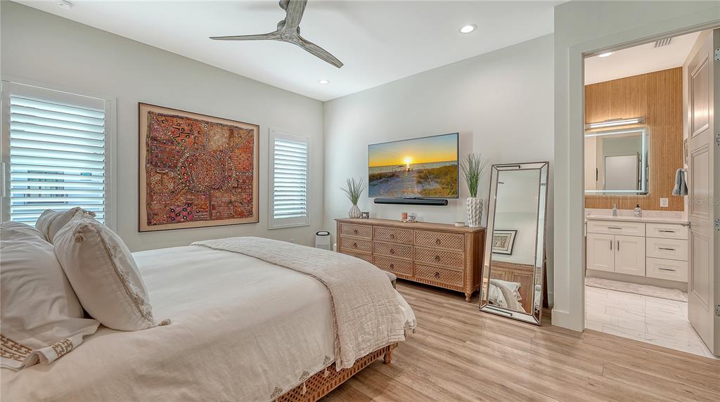 Sarasota, Florida, 34236, United States, 4 Bedrooms Bedrooms, ,4 BathroomsBathrooms,Residential,For Sale,2000414