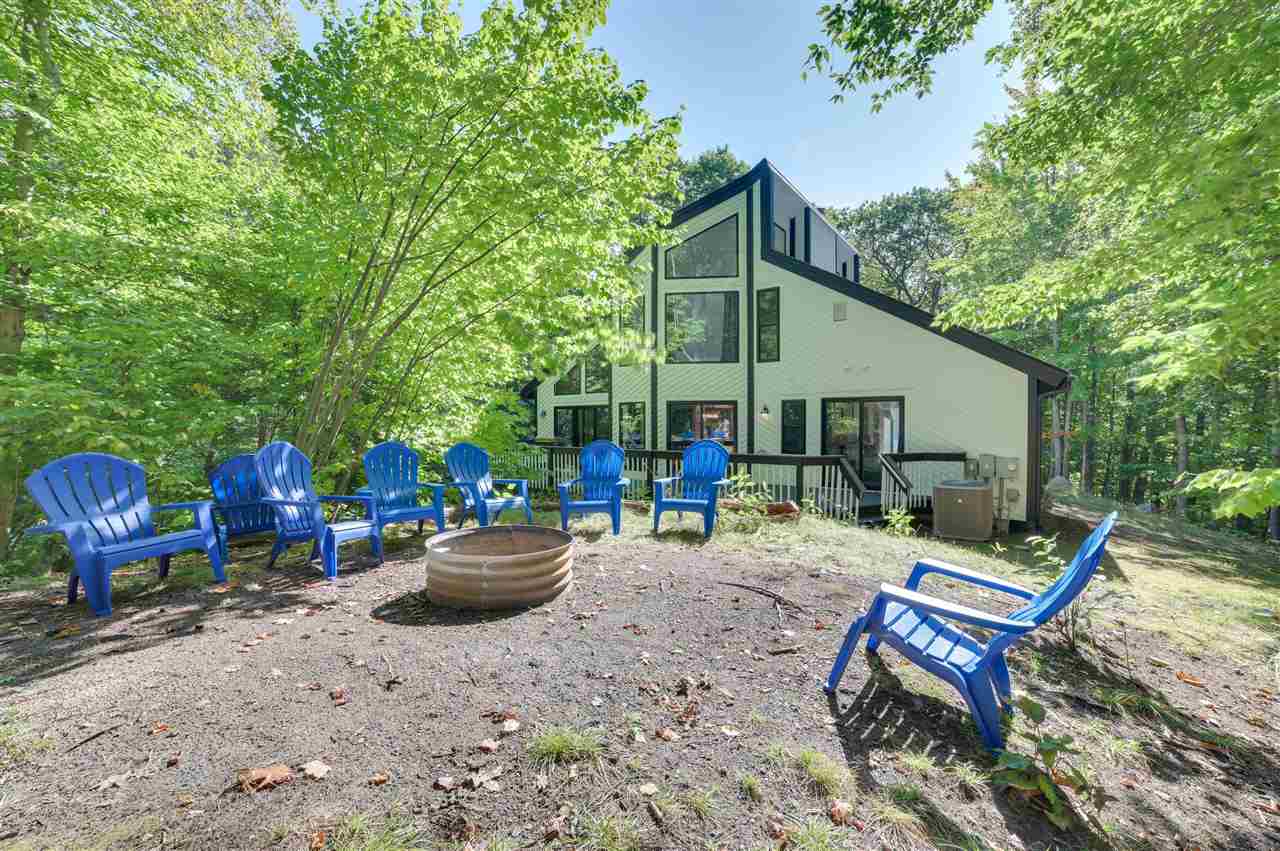 Harbor Springs, Michigan, 49740, United States, 3 Bedrooms Bedrooms, ,4 BathroomsBathrooms,Residential,For Sale,1954810