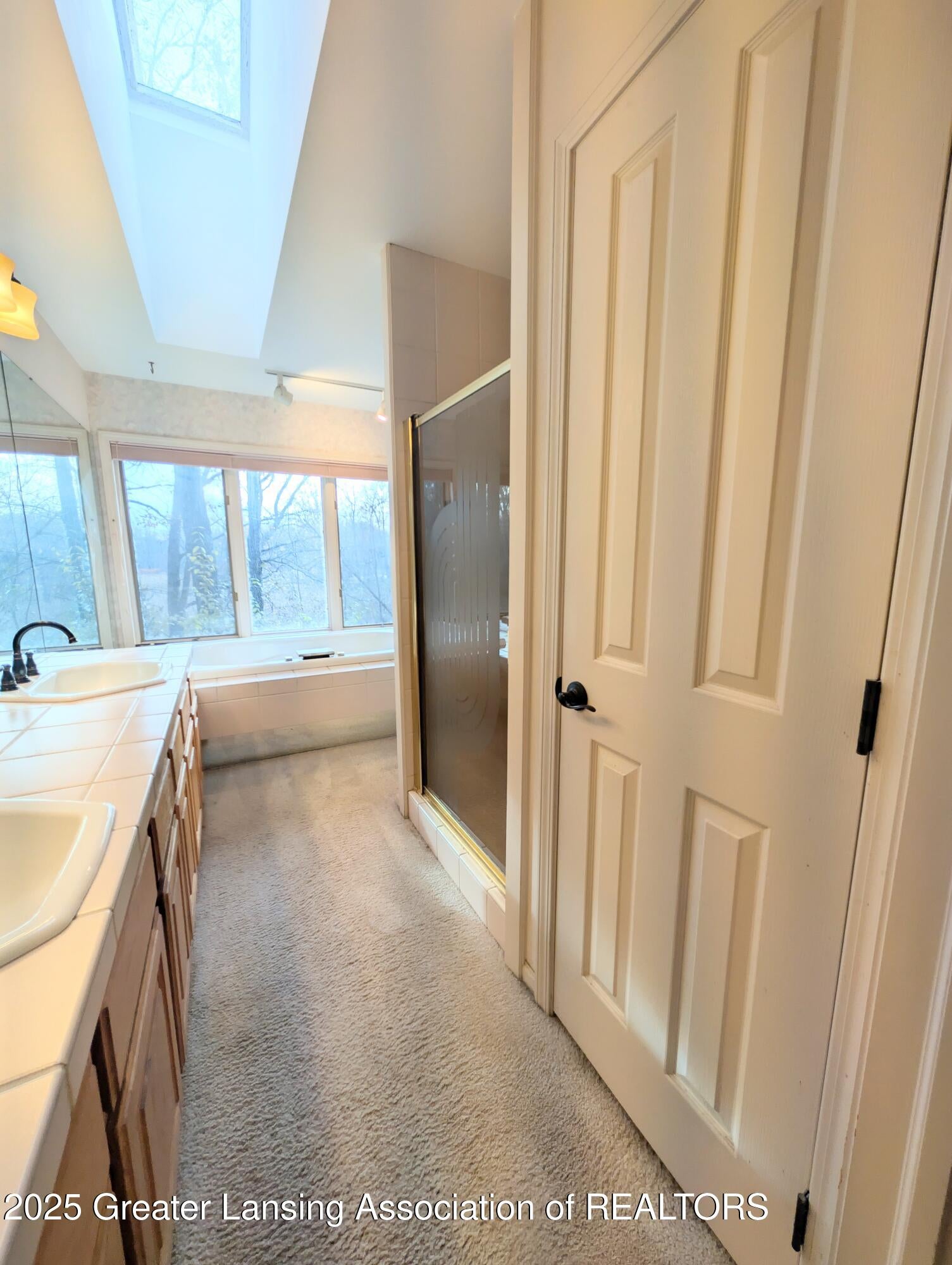 Haslett, Michigan, 48840, United States, 4 Bedrooms Bedrooms, ,4 BathroomsBathrooms,Residential,For Sale,1988994