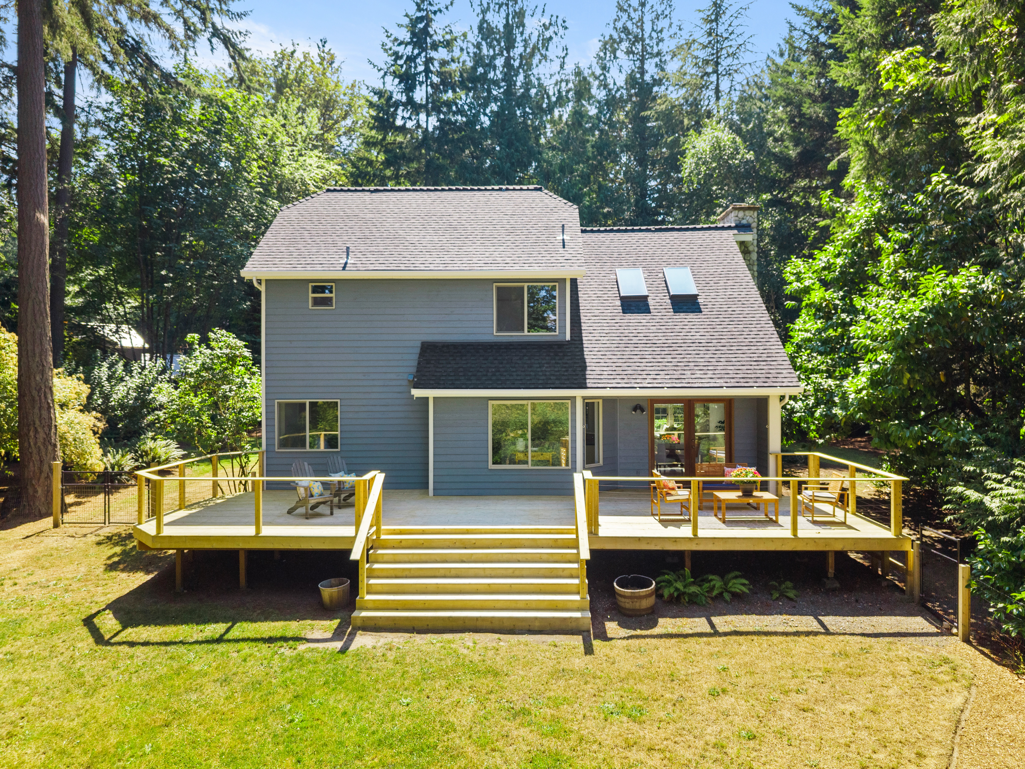  10109 NE Knight Rd, Bainbridge Island, WA 98110 - 物件實景