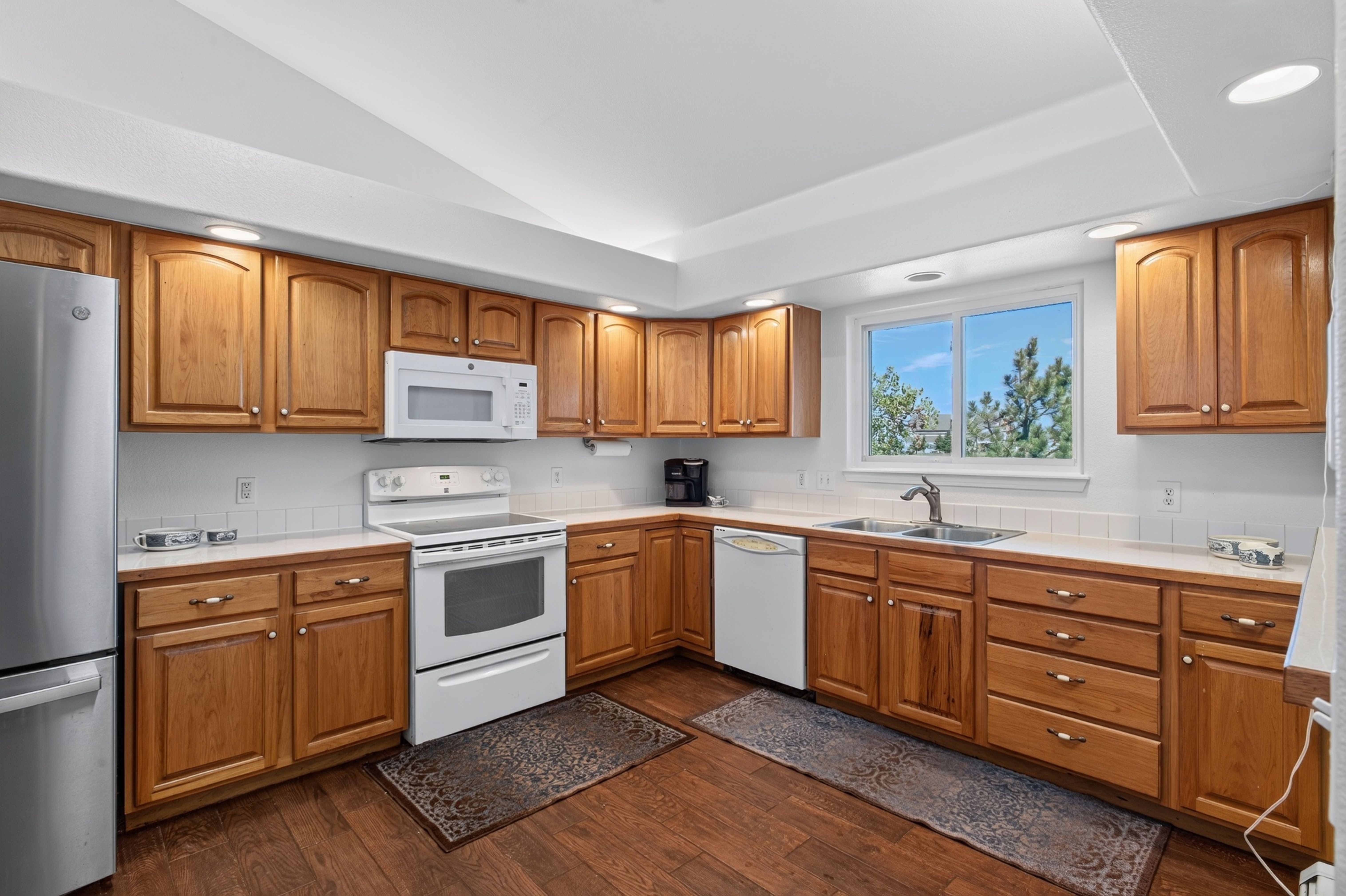  Beautifully Appointed Ranch-Style Home In Desirable Founders Village - 物件實景