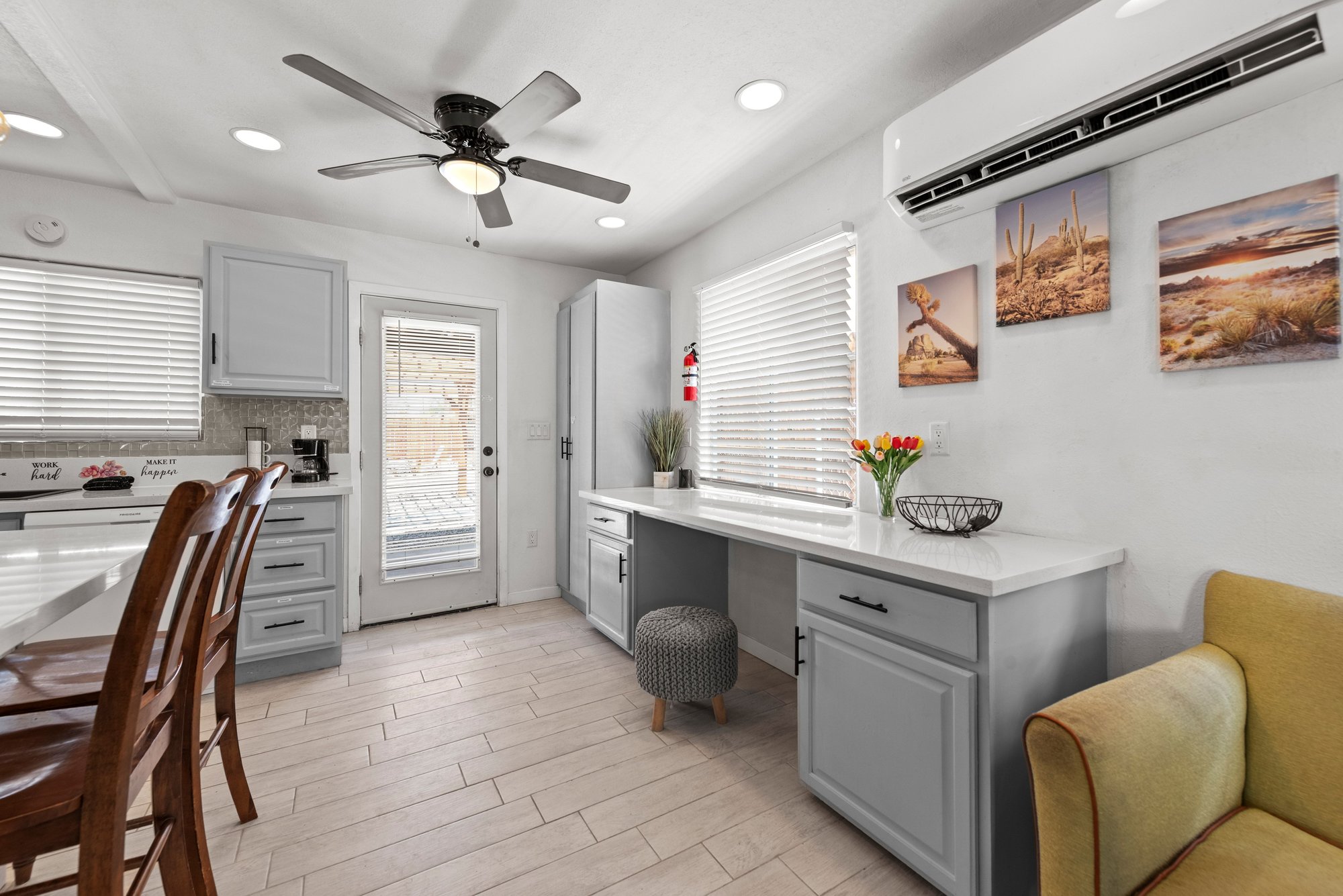  Turnkey Furnished 29 Palms Home With RV Parking - 物件實景