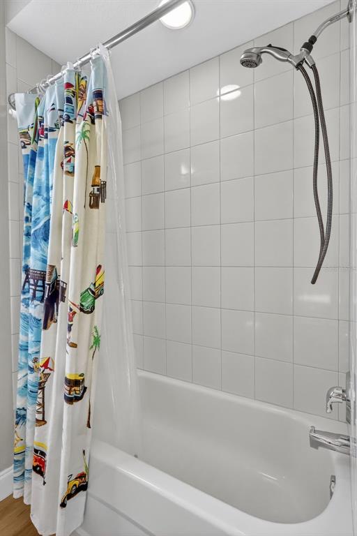 Bradenton, Florida, 34212, United States, 4 Bedrooms Bedrooms, ,3 BathroomsBathrooms,Residential,For Sale,1991075