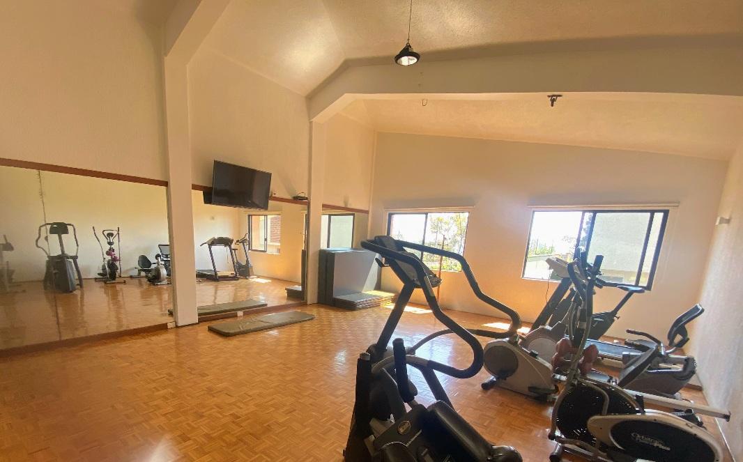 Calzada de las ?guilas, Álvaro Obregón, Ciudad de México, 01710, Mexico, 4 Bedrooms Bedrooms, ,4 BathroomsBathrooms,Residential,For Sale,Calzada de las ?guilas,1441161