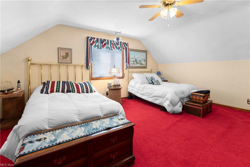 Chester, West Virginia, 26034, United States, 4 Bedrooms Bedrooms, ,3 BathroomsBathrooms,Residential,For Sale,1974553