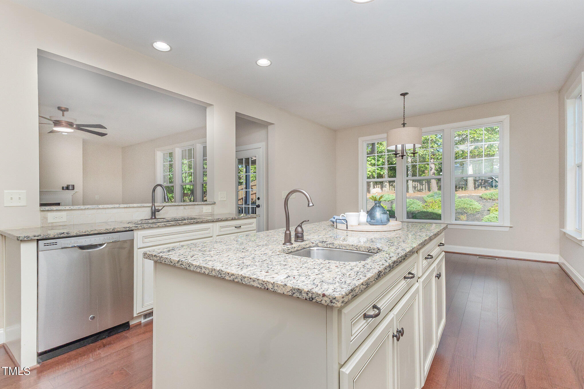 Apex, North Carolina, 27539, United States, 4 Bedrooms Bedrooms, ,4 BathroomsBathrooms,Residential,For Sale,1924371