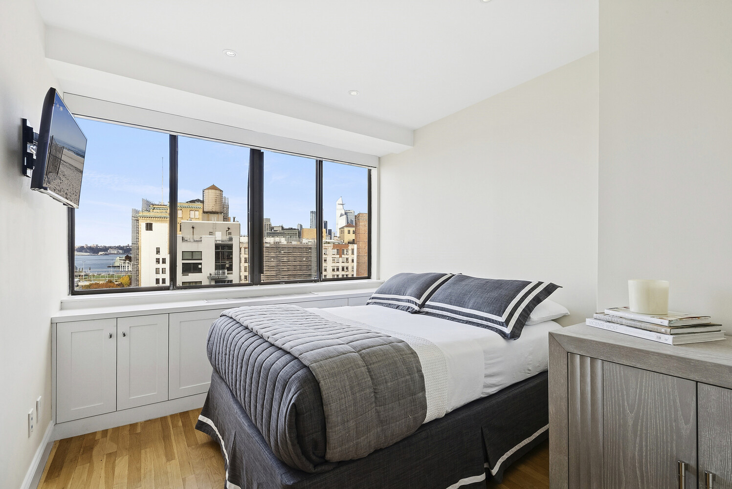 New York City, New York, 10014, United States, 2 Bedrooms Bedrooms, ,3 BathroomsBathrooms,Residential,For Sale,2000842