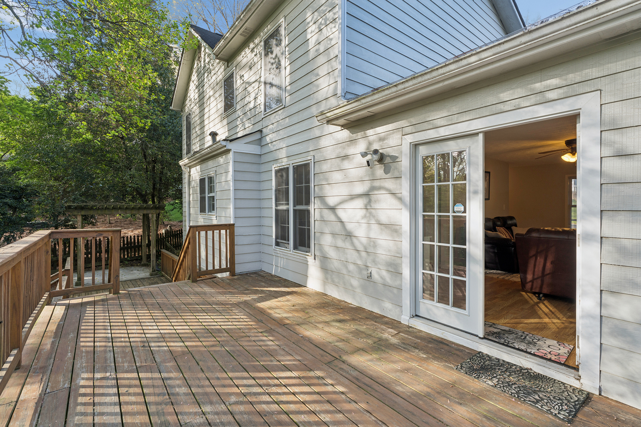  Tree-Lined Traditional in Sought-After Brookwood School District - 物件實景