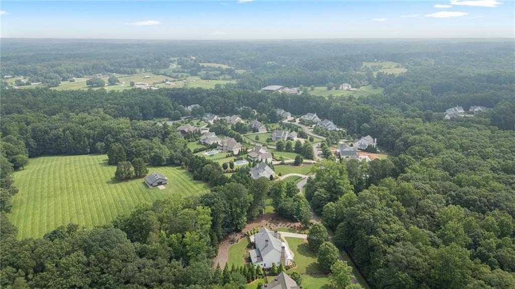 Canton, Georgia, 30115, United States, 5 Bedrooms Bedrooms, ,5 BathroomsBathrooms,Residential,For Sale,1878589