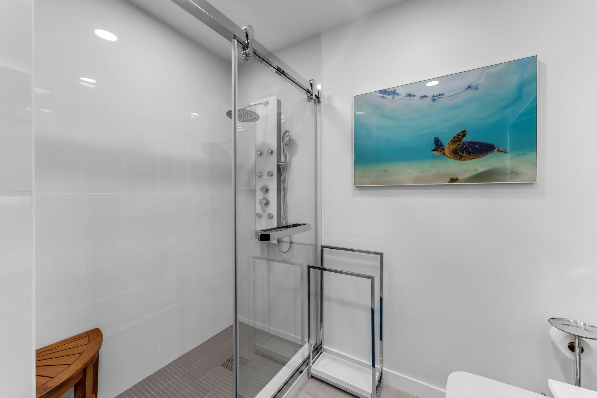 KEY LARGO, Florida, 33037, United States, 4 Bedrooms Bedrooms, ,3 BathroomsBathrooms,Residential,For Sale,1991909