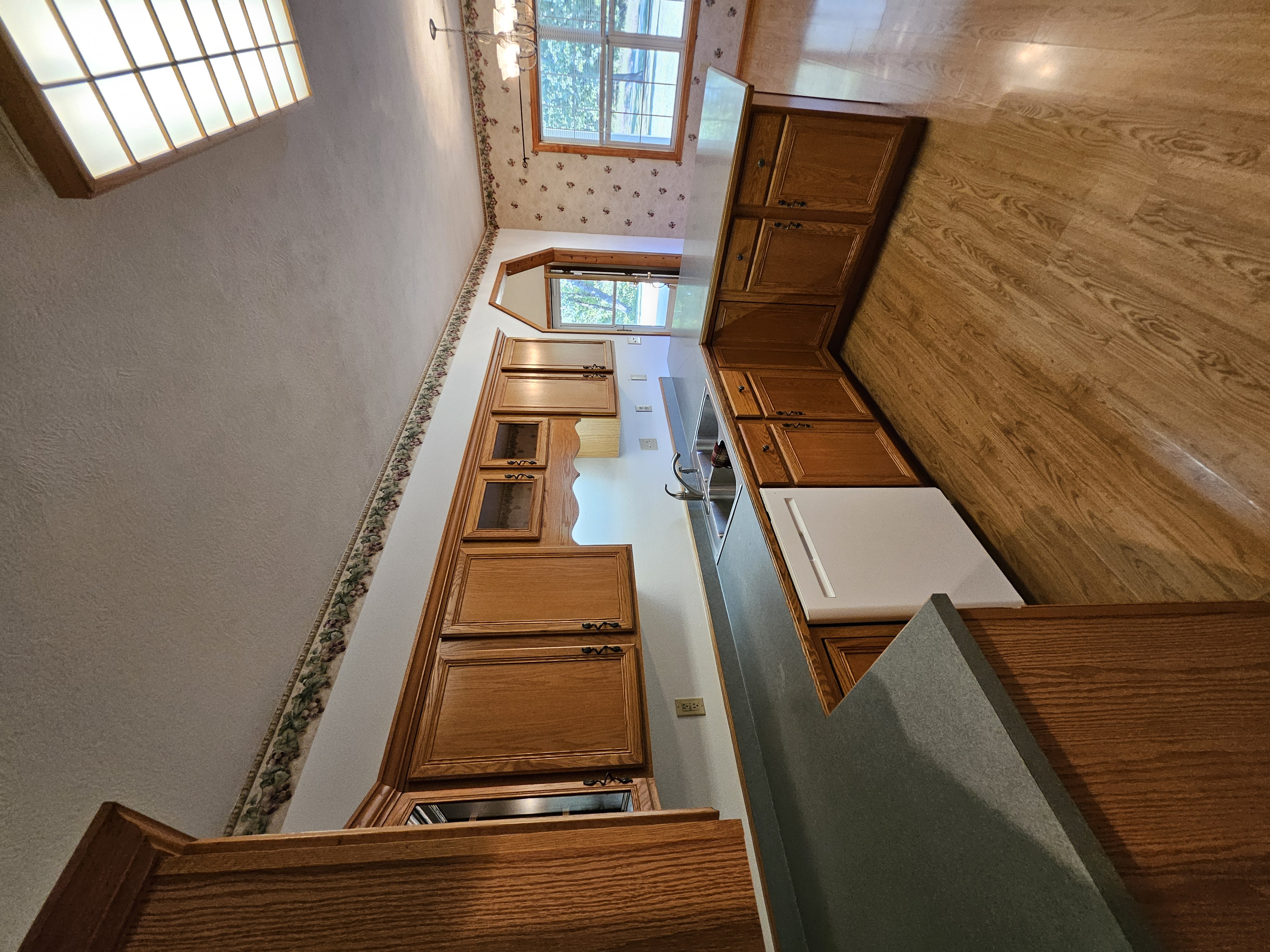 Aurora, Missouri, 65605, United States, 4 Bedrooms Bedrooms, ,2 BathroomsBathrooms,Residential,For Sale,1984470