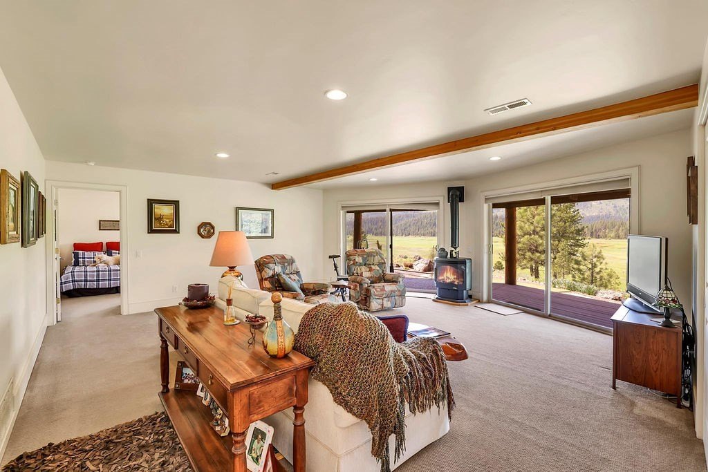 New Meadows, Idaho, 83654, United States, 3 Bedrooms Bedrooms, ,1 BathroomBathrooms,Residential,For Sale,1846350