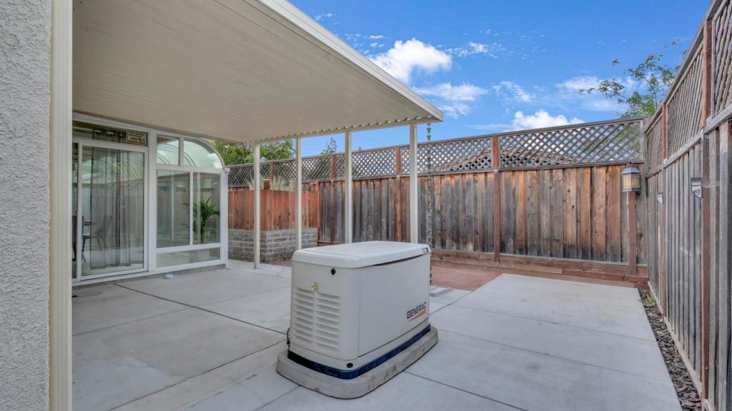 Hollister, California, 95023, United States, 4 Bedrooms Bedrooms, ,2 BathroomsBathrooms,Residential,For Sale,1976476