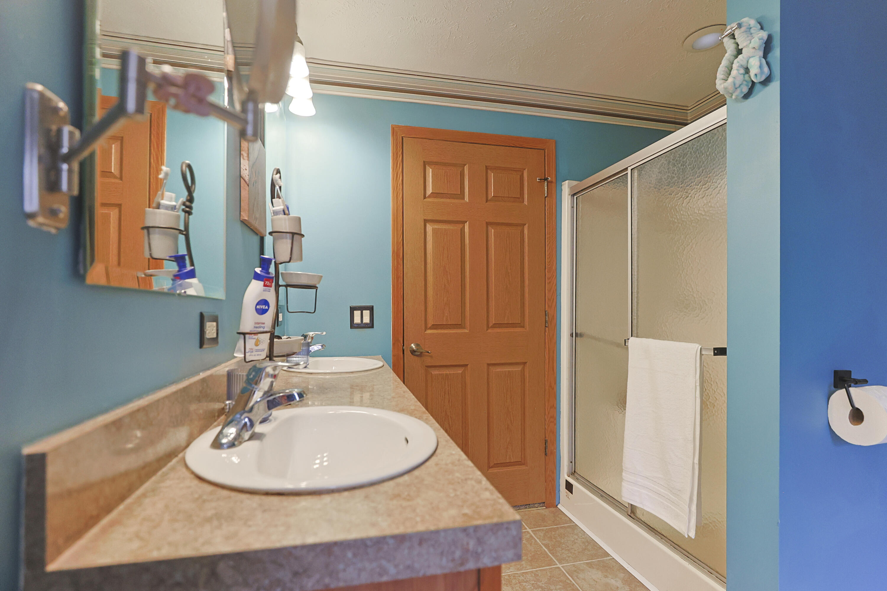 Cassopolis, Michigan, 49031, United States, 3 Bedrooms Bedrooms, ,2 BathroomsBathrooms,Residential,For Sale,1987063