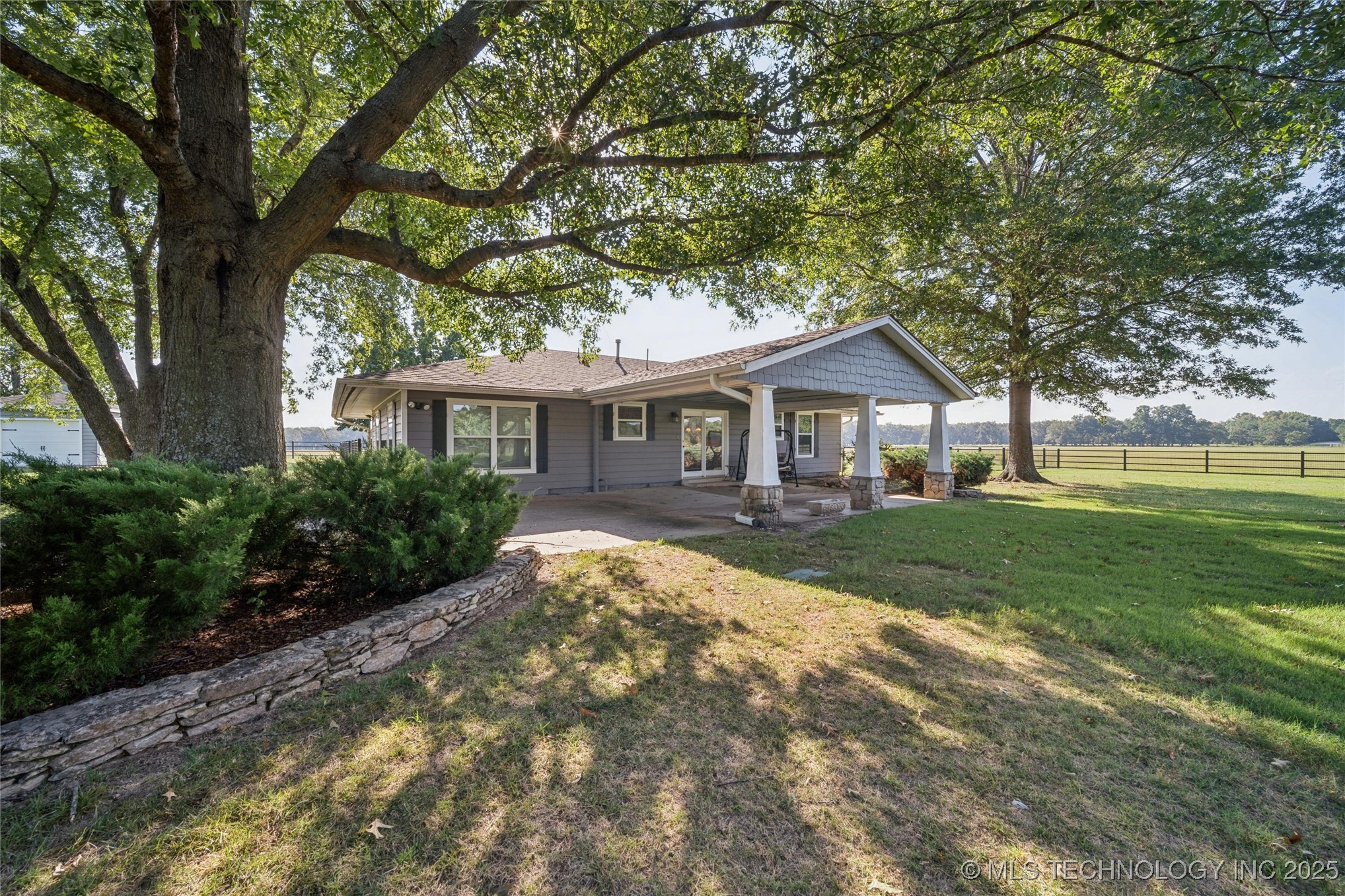 Mounds, Oklahoma, 74047, United States, 4 Bedrooms Bedrooms, ,6 BathroomsBathrooms,Residential,For Sale,1960960