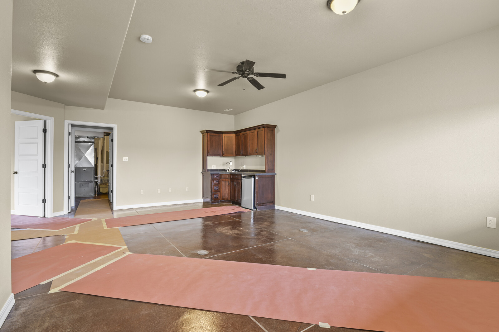 Pueblo, Colorado, 81004, United States, 2 Bedrooms Bedrooms, ,Residential,For Sale,1915514