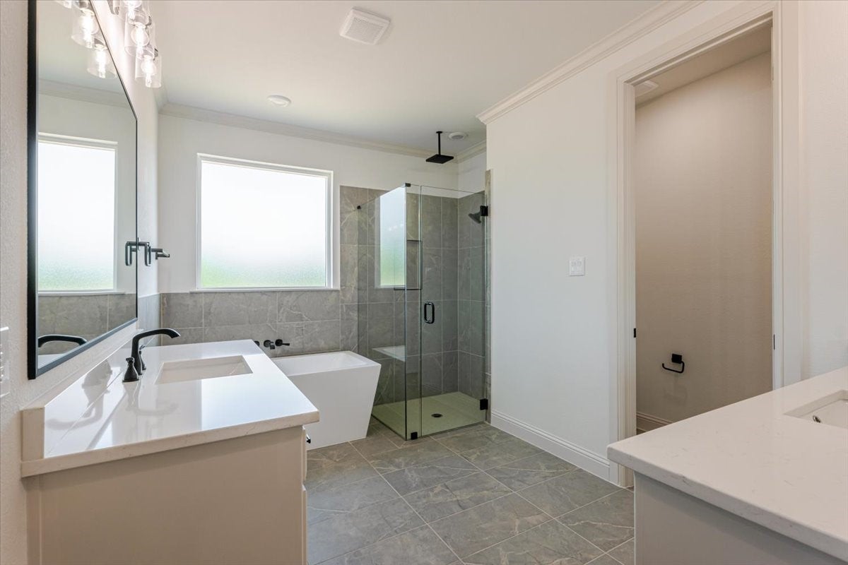 Possum Kingdom Lake, Texas, 76449, United States, 4 Bedrooms Bedrooms, ,3 BathroomsBathrooms,Residential,For Sale,2032689