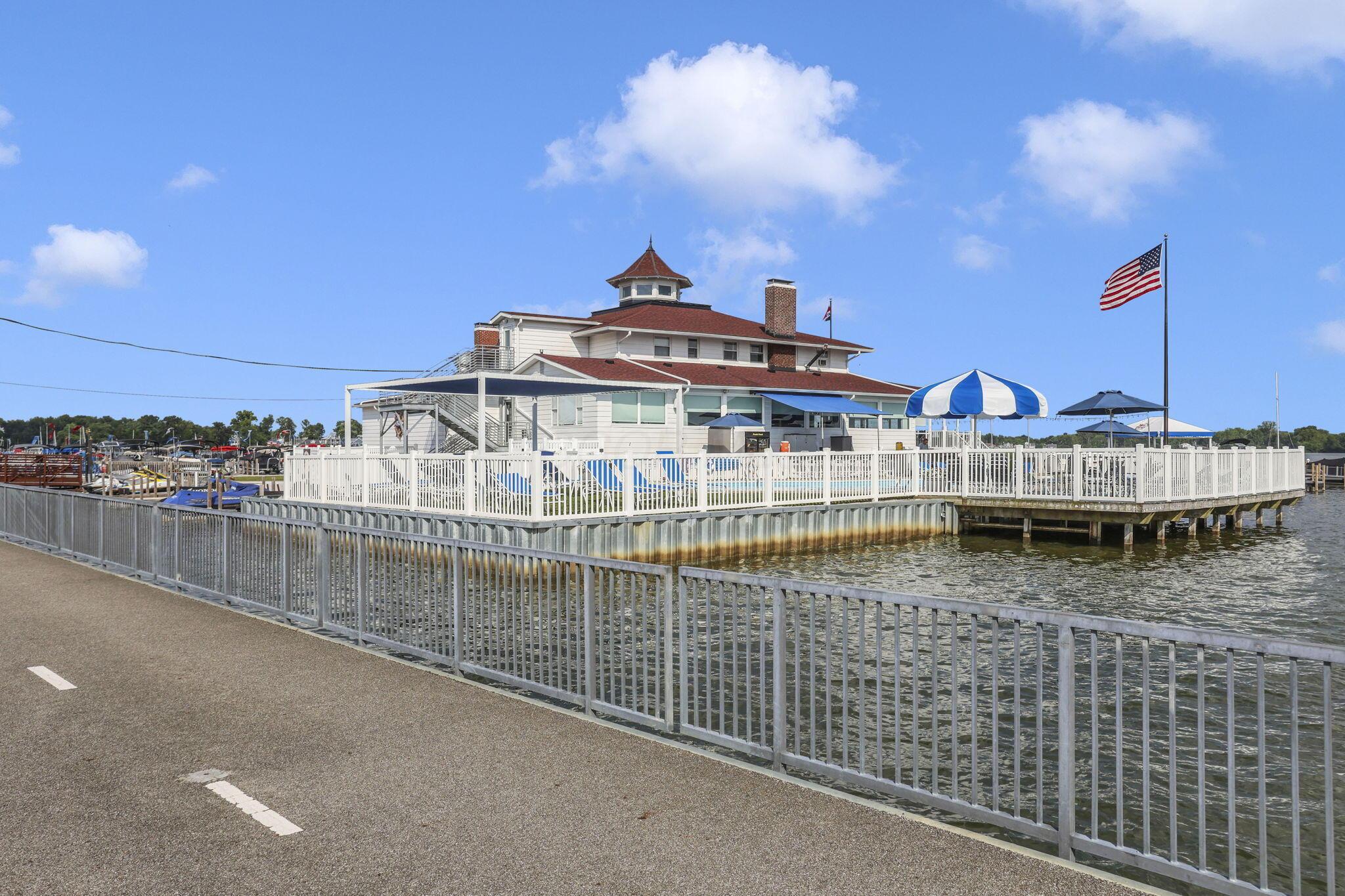 Buckeye Lake, Ohio, 43008, United States, 3 Bedrooms Bedrooms, ,3 BathroomsBathrooms,Residential,For Sale,1975089