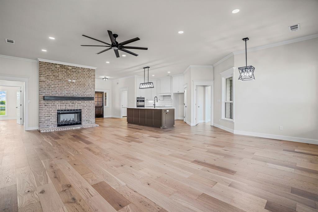 Caddo Mills, Texas, 75135, United States, 4 Bedrooms Bedrooms, ,2 BathroomsBathrooms,Residential,For Sale,1992163