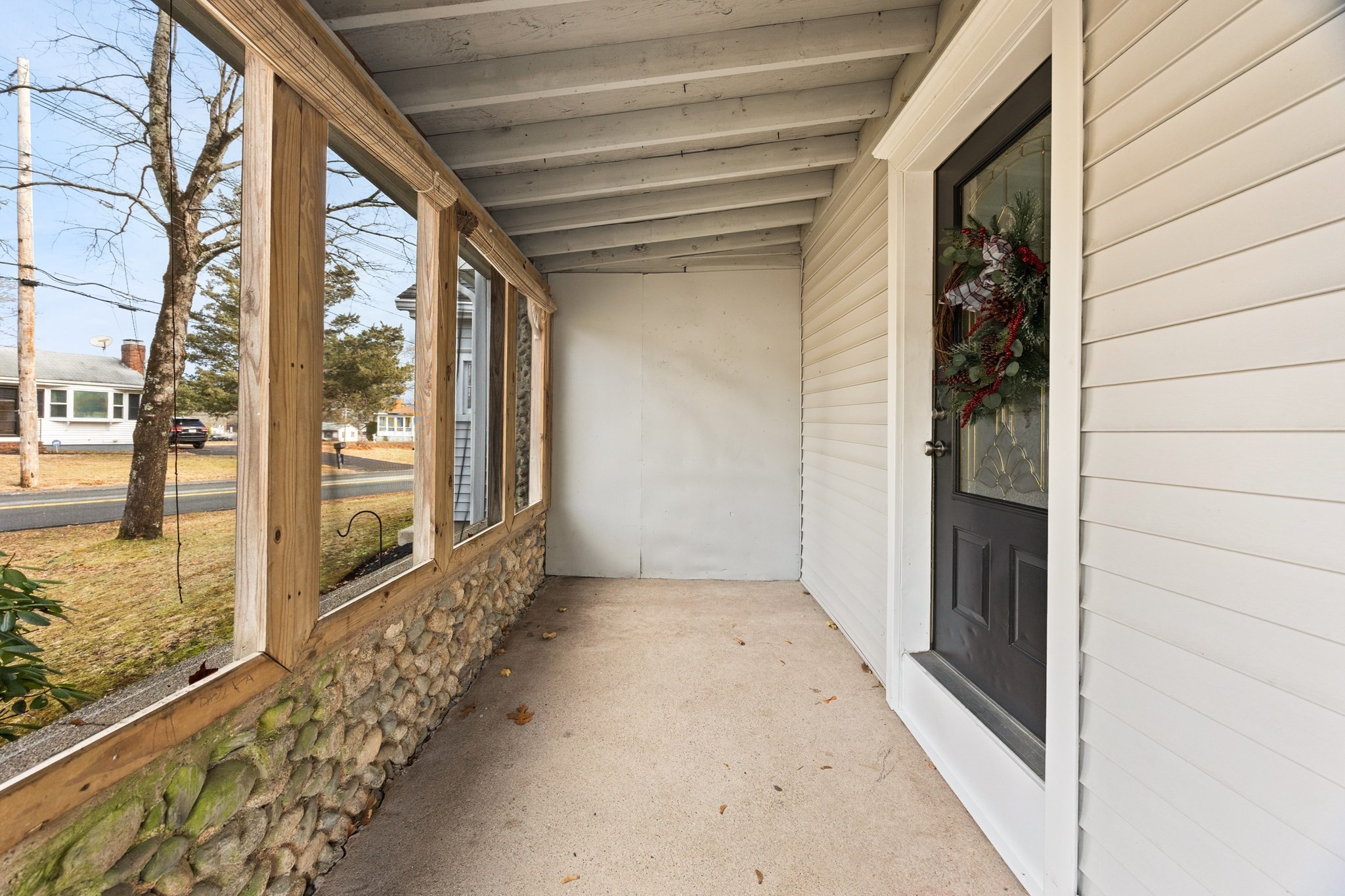 Taunton, Massachusetts, 02780, United States, 4 Bedrooms Bedrooms, ,2 BathroomsBathrooms,Residential,For Sale,2007506