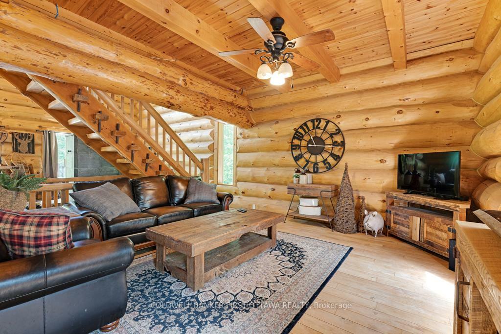 MISSISSIPPI MILLS, Ontario, K0A 2X0, CA, 4 Bedrooms Bedrooms, ,Residential,For Sale,1868623