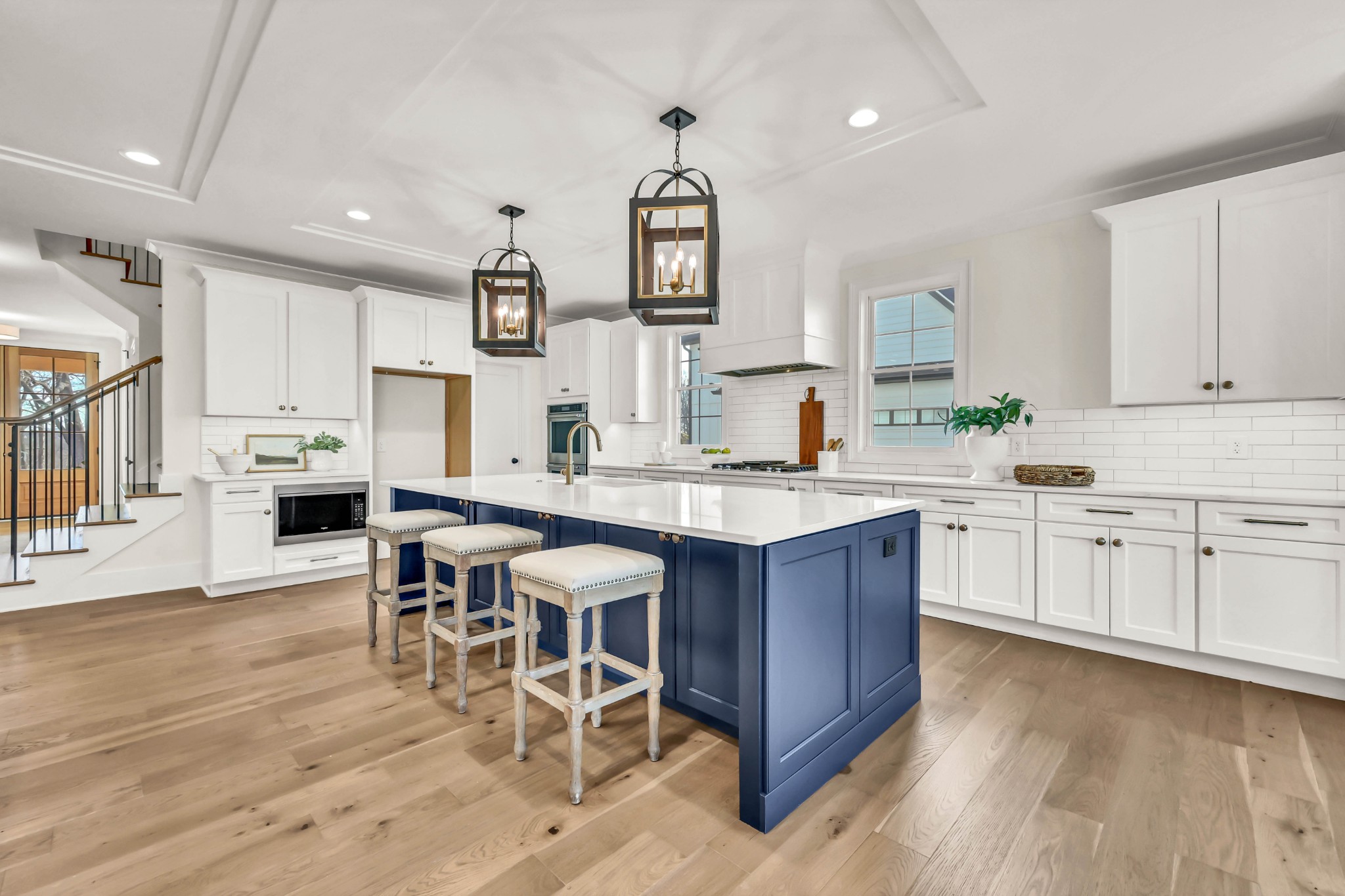 Clarksville, Tennessee, 37043, United States, 5 Bedrooms Bedrooms, ,4 BathroomsBathrooms,Residential,For Sale,2009073