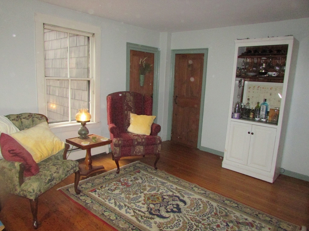 Attleboro, Massachusetts, 02703, United States, 5 Bedrooms Bedrooms, ,2 BathroomsBathrooms,Residential,For Sale,1983996