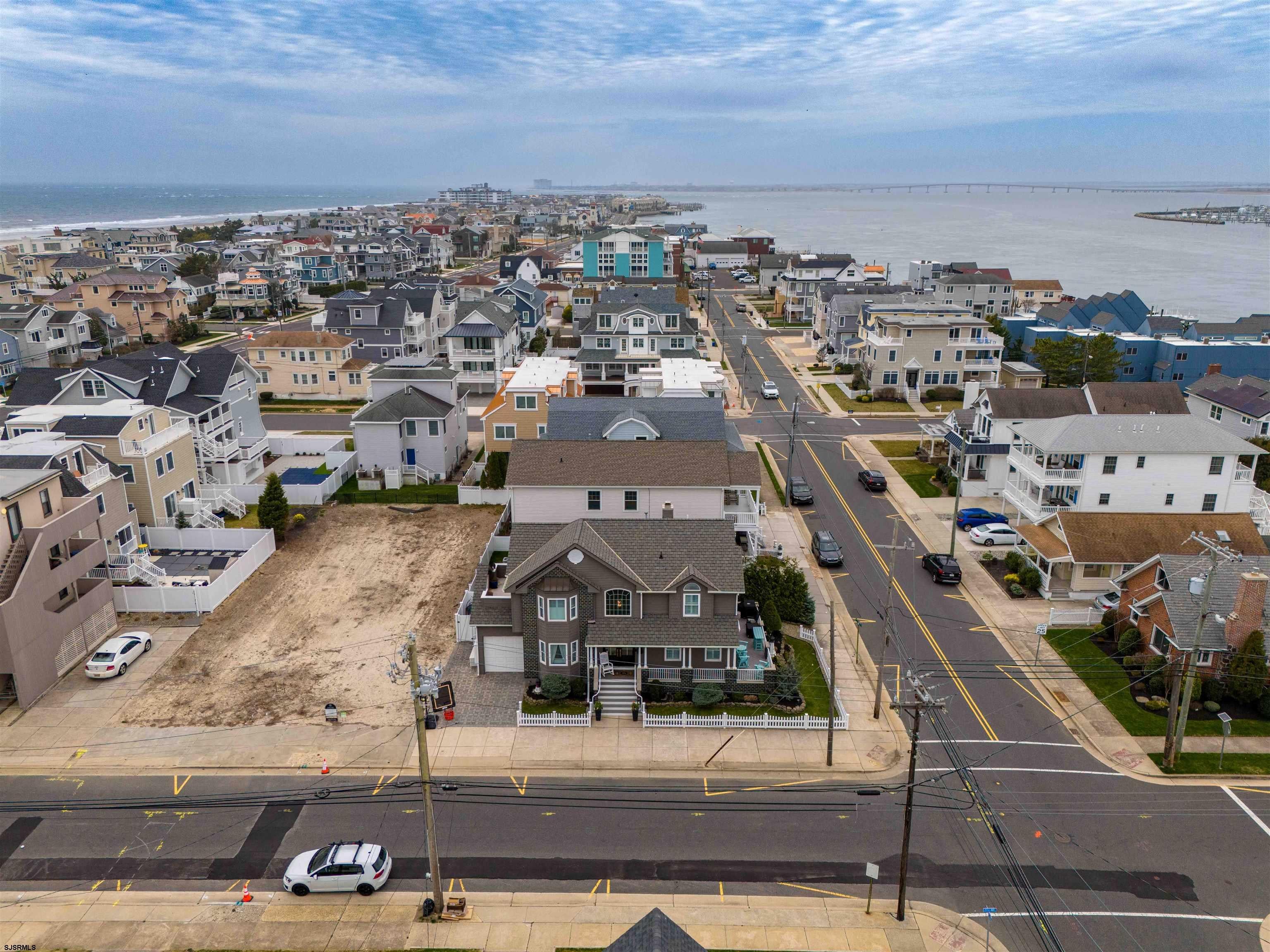 Longport, New Jersey, 08403, United States, 3 Bedrooms Bedrooms, ,3 BathroomsBathrooms,Residential,For Sale,1826457