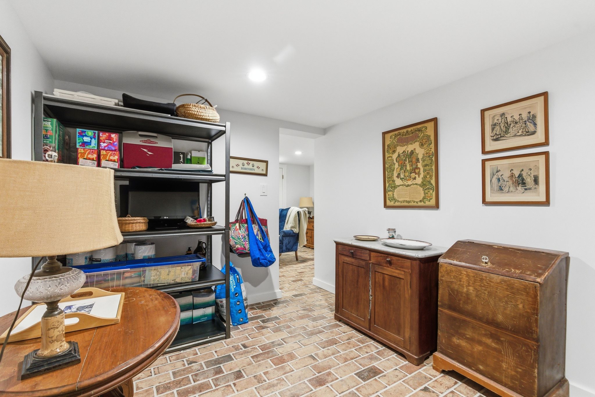  6166 Greenwich Pike - 物件實景